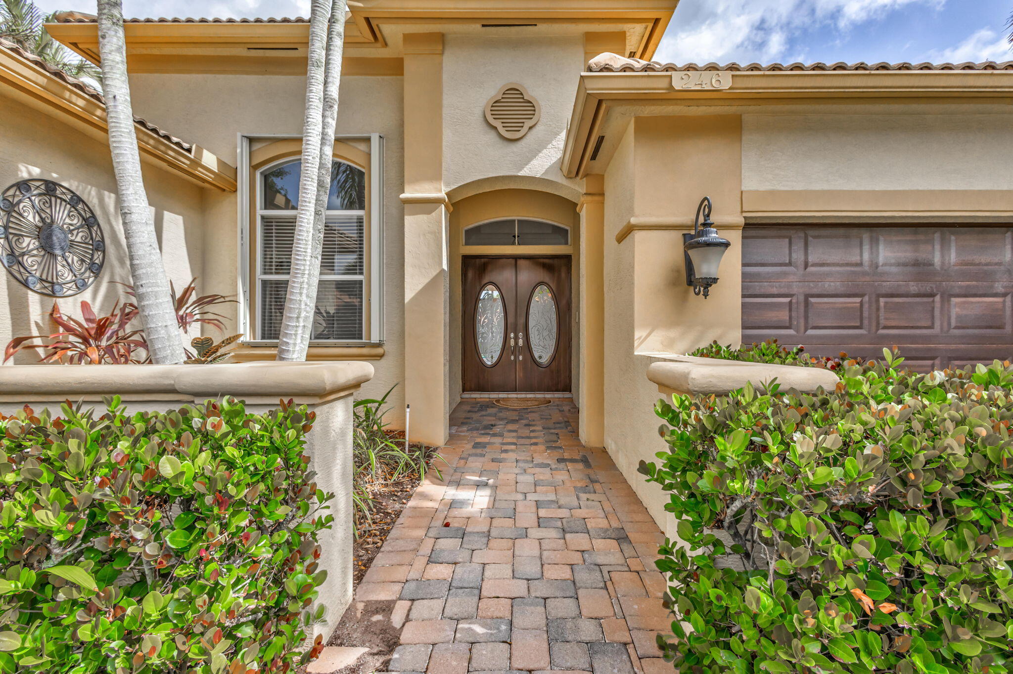 Property for Sale at 246 S Sedona Way, Palm Beach Gardens, Palm Beach County, Florida - Bedrooms: 4 
Bathrooms: 2.5  - $1,175,000
