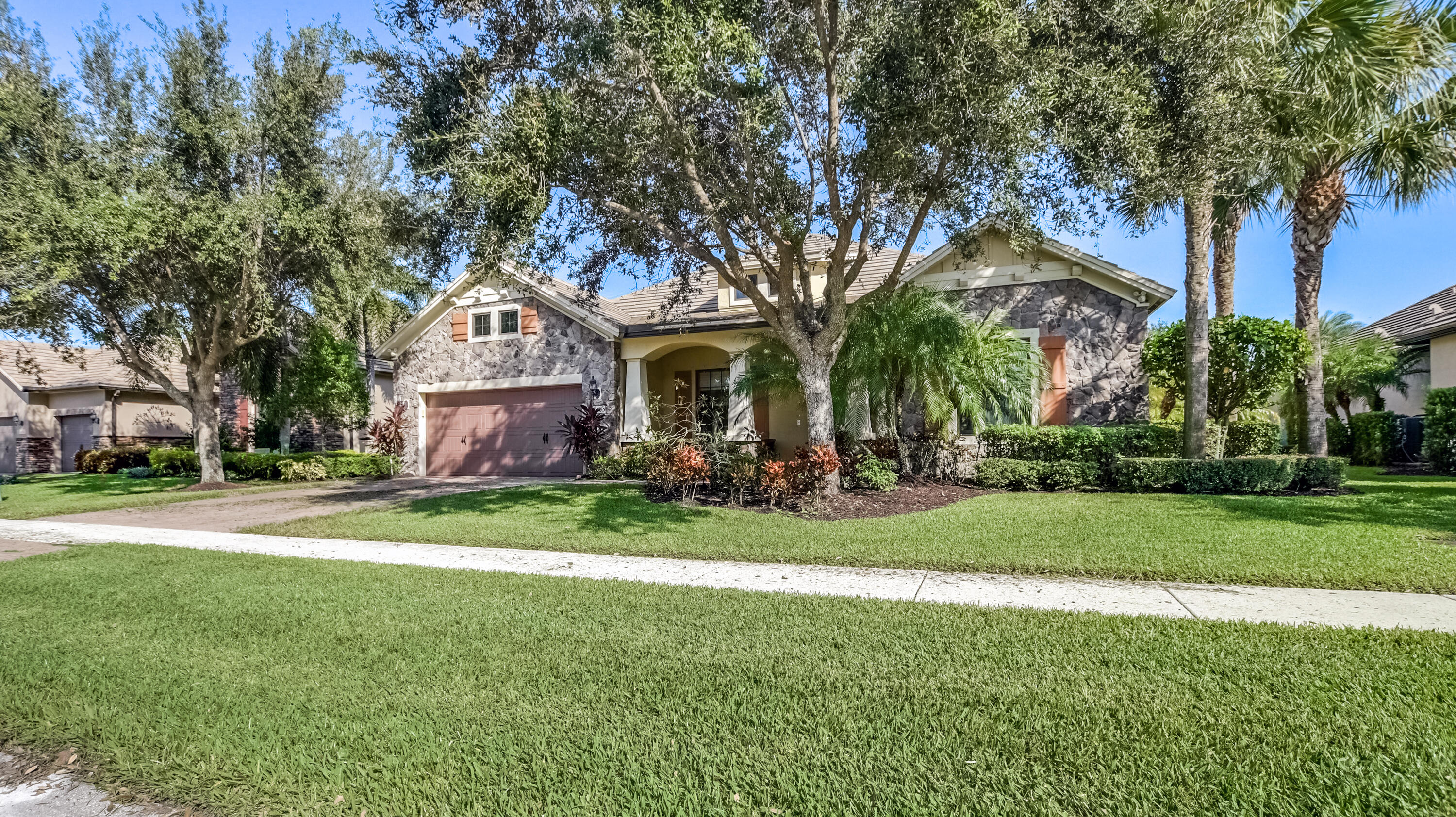 Property for Sale at 10765 Pisa Road, Wellington, Palm Beach County, Florida - Bedrooms: 3 
Bathrooms: 2.5  - $1,490,000