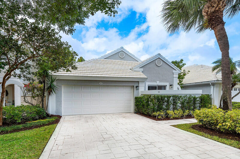 53 Dorchester Circle, Palm Beach Gardens, Palm Beach County, Florida - 3 Bedrooms  
2 Bathrooms - 