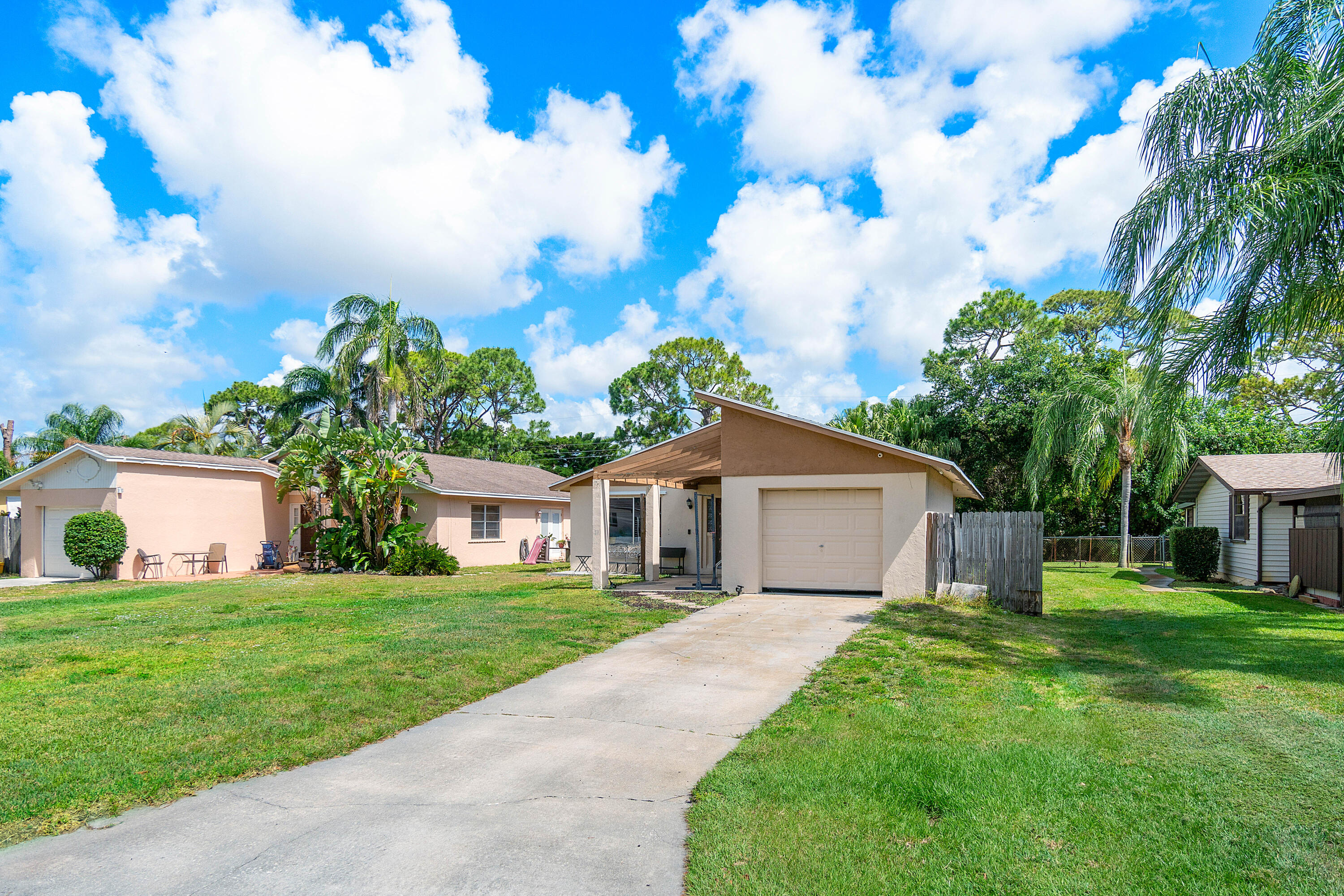 Property for Sale at 5319 Washington Road, Delray Beach, Palm Beach County, Florida - Bedrooms: 3 
Bathrooms: 2  - $475,000