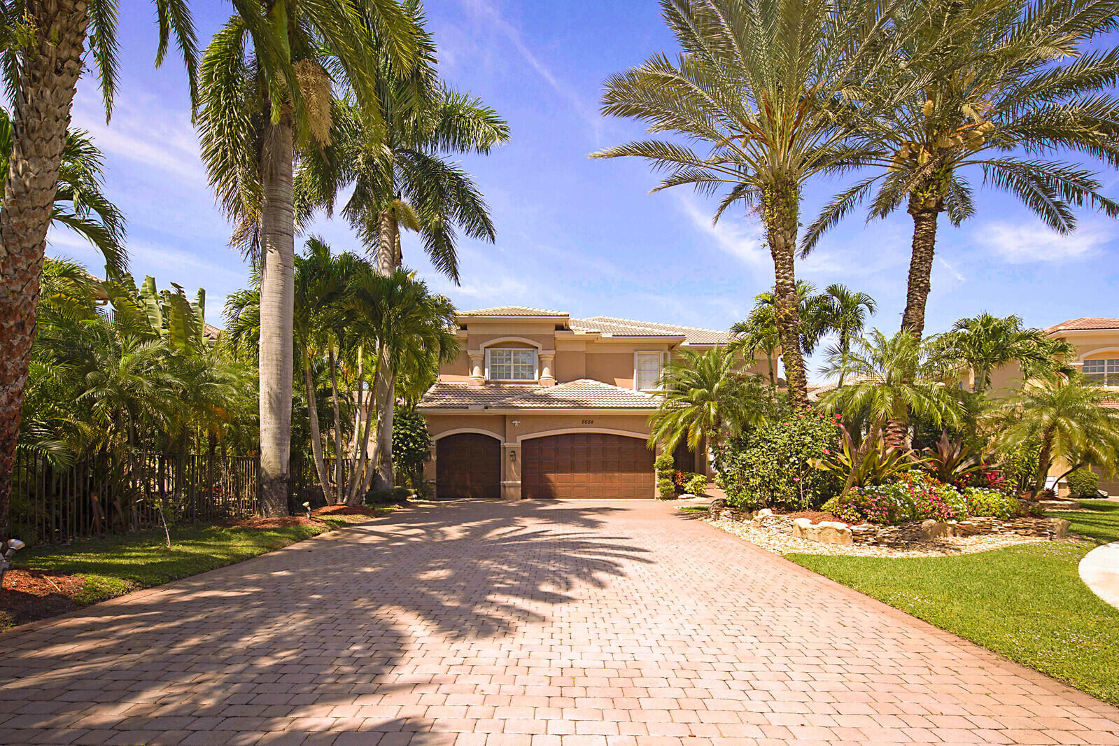 Property for Sale at 8684 Baystone Cove, Boynton Beach, Palm Beach County, Florida - Bedrooms: 5 
Bathrooms: 4.5  - $1,599,900