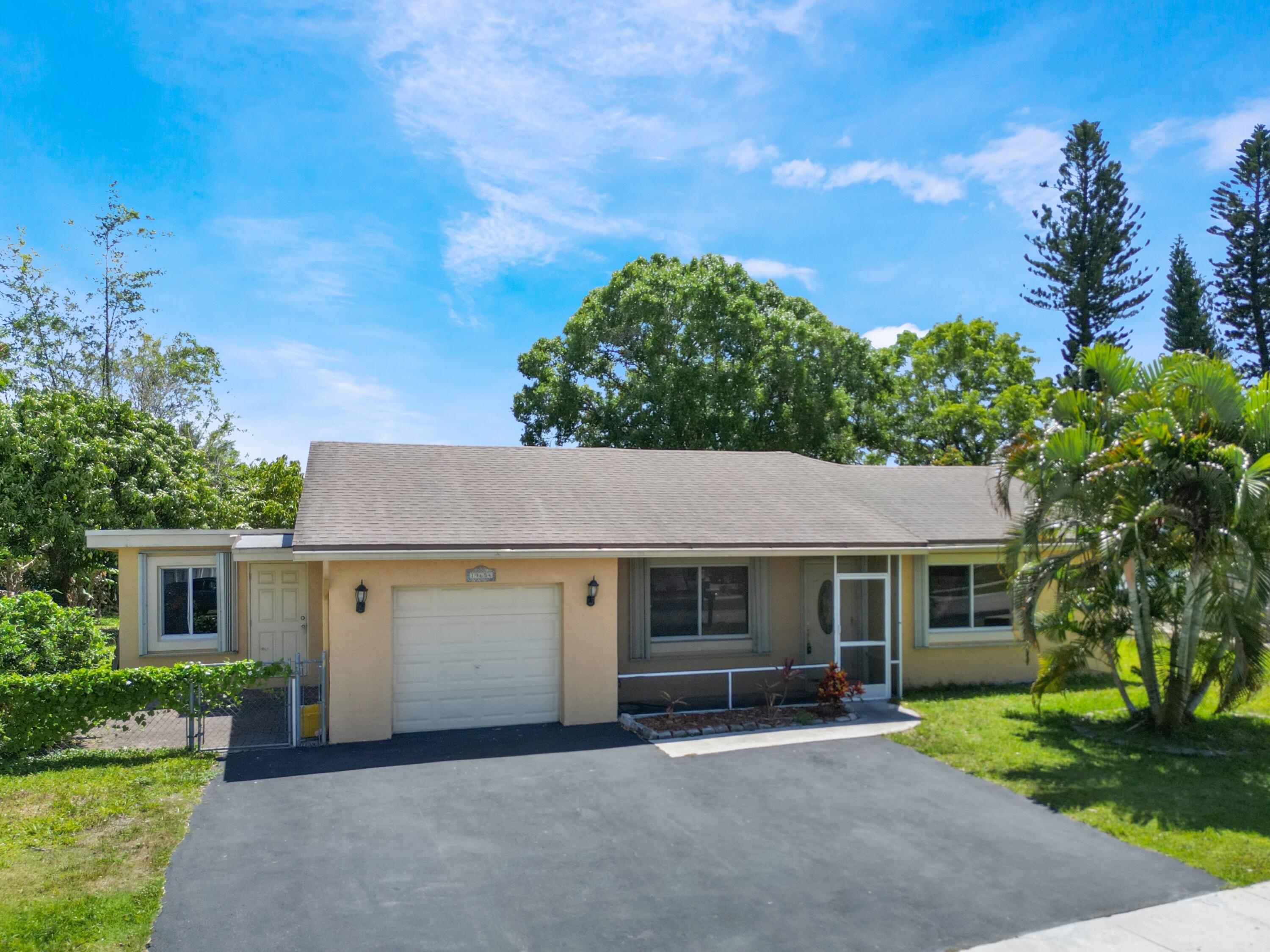 Property for Sale at 19654 Colorado Circle, Boca Raton, Palm Beach County, Florida - Bedrooms: 5 
Bathrooms: 3  - $589,000