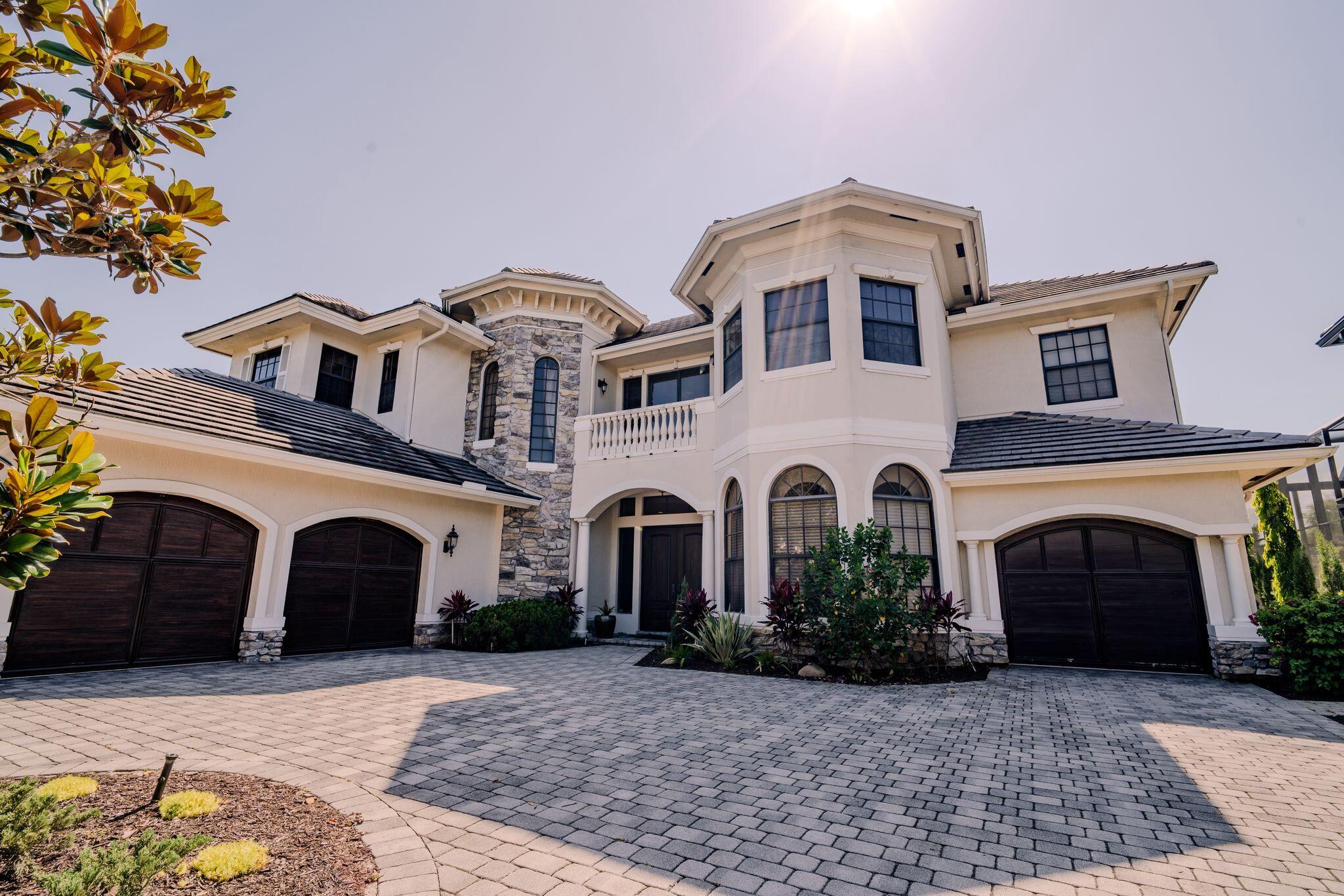 8979 Three Rail Drive, Boynton Beach, Palm Beach County, Florida - 6 Bedrooms  
7.5 Bathrooms - 