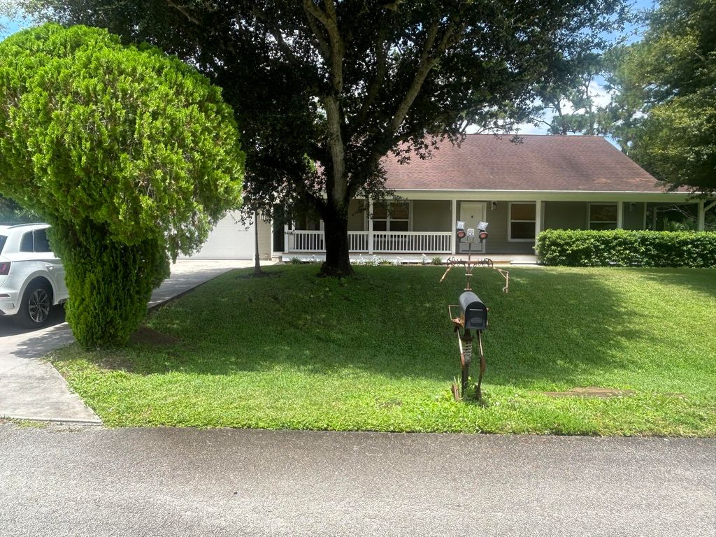 Photo of 8526 SW Westwood Lane, Stuart, FL 34997 (MLS # RX-11111932)