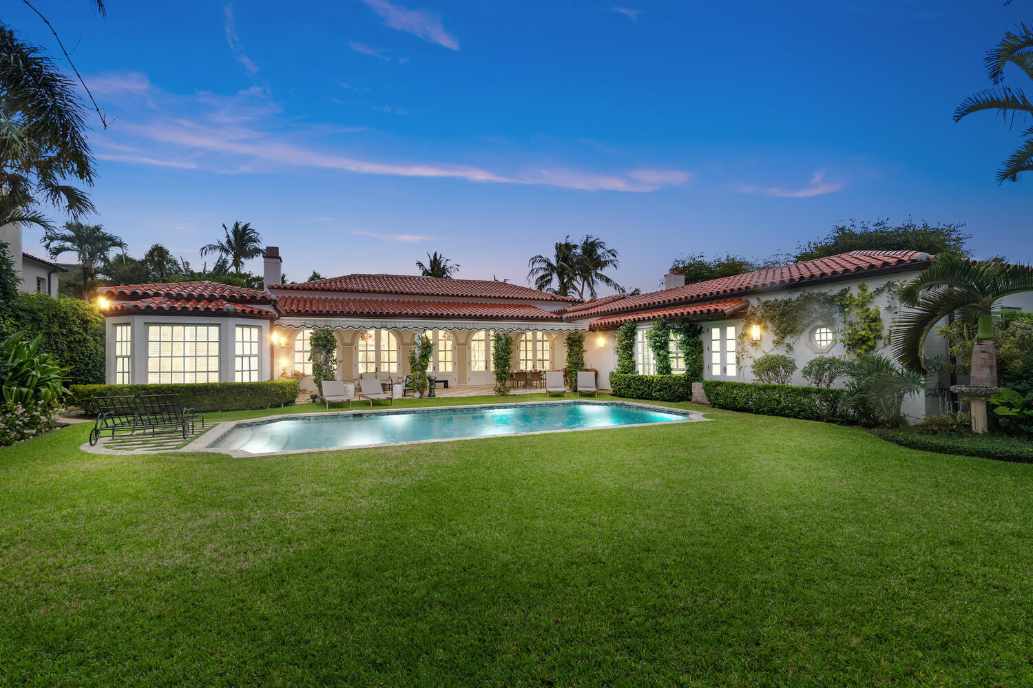 Property for Sale at 160 Barton Ave Avenue, Palm Beach, Palm Beach County, Florida - Bedrooms: 6 
Bathrooms: 6.5  - $24,900,000
