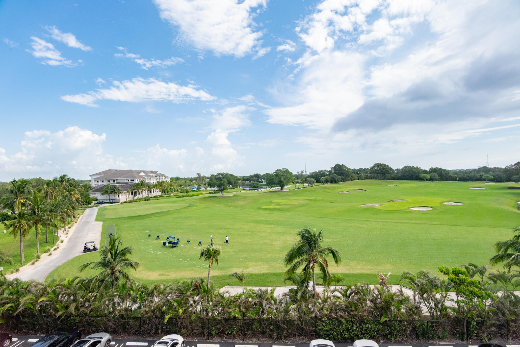 Photo 1 of 2000 Presidential Way 502, West Palm Beach, Florida, $139,900, Web #: 11094446