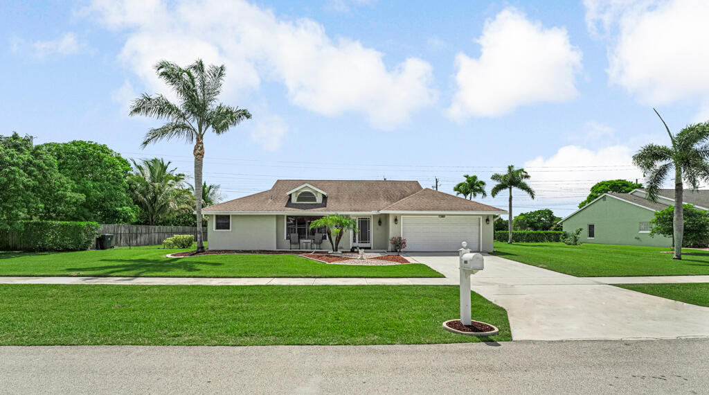1500 Chapparel Way, Wellington, Palm Beach County, Florida - 4 Bedrooms  
2 Bathrooms - 