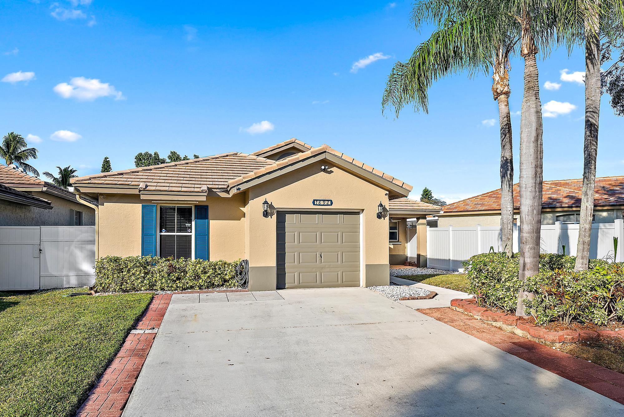 7892 Manor Forest Lane, Boynton Beach, Palm Beach County, Florida - 3 Bedrooms  
2 Bathrooms - 