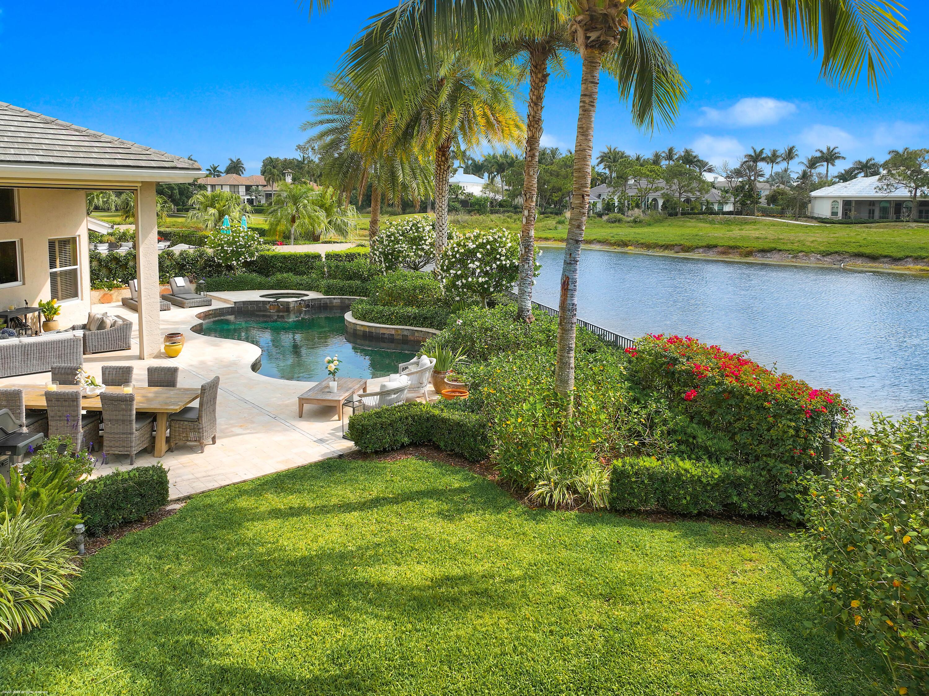 2990 Twin Oaks Way, Wellington, Palm Beach County, Florida - 3 Bedrooms  
2.5 Bathrooms - 