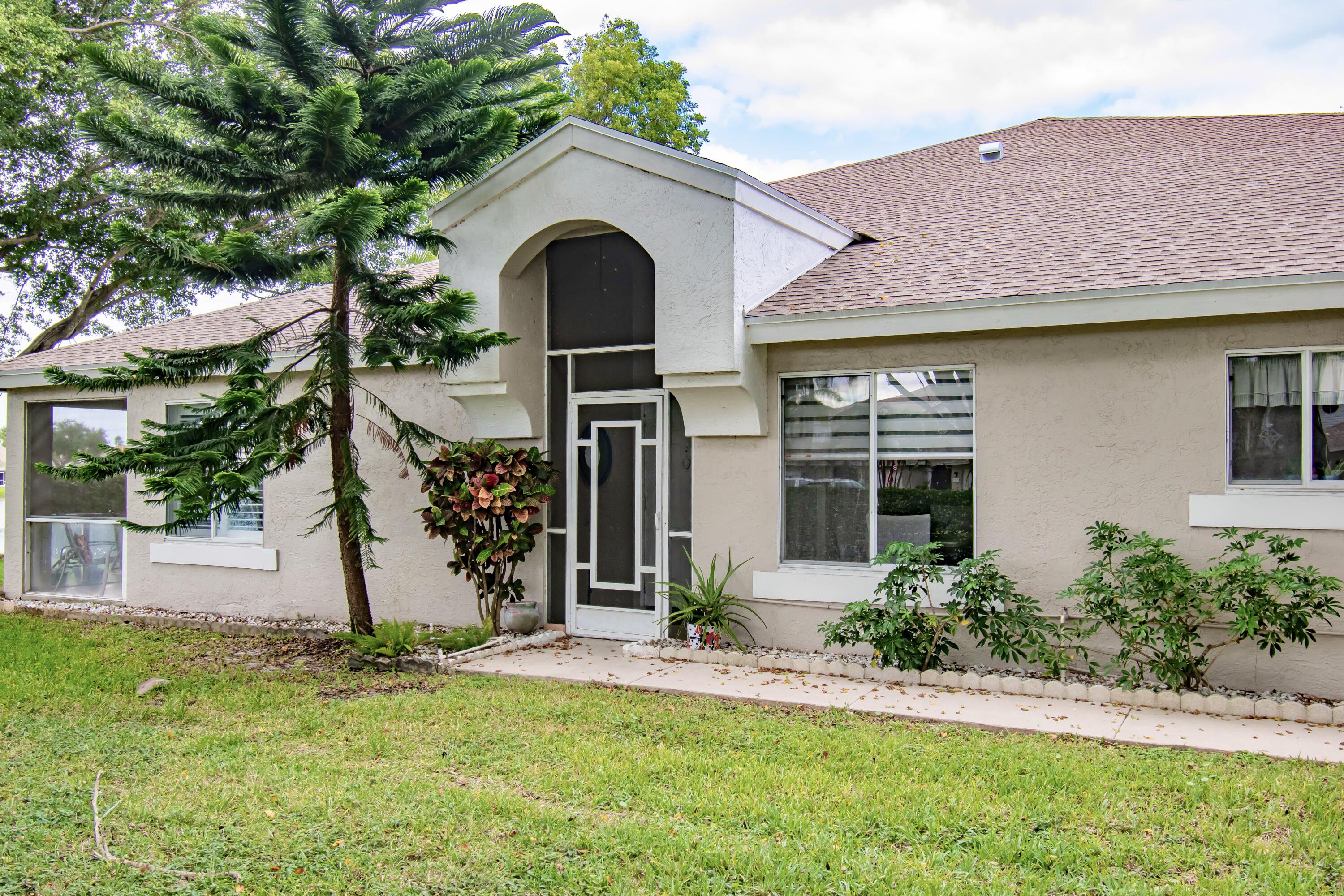 Property for Sale at 9112 Vineland Court A, Boca Raton, Palm Beach County, Florida - Bedrooms: 2 
Bathrooms: 2  - $460,000