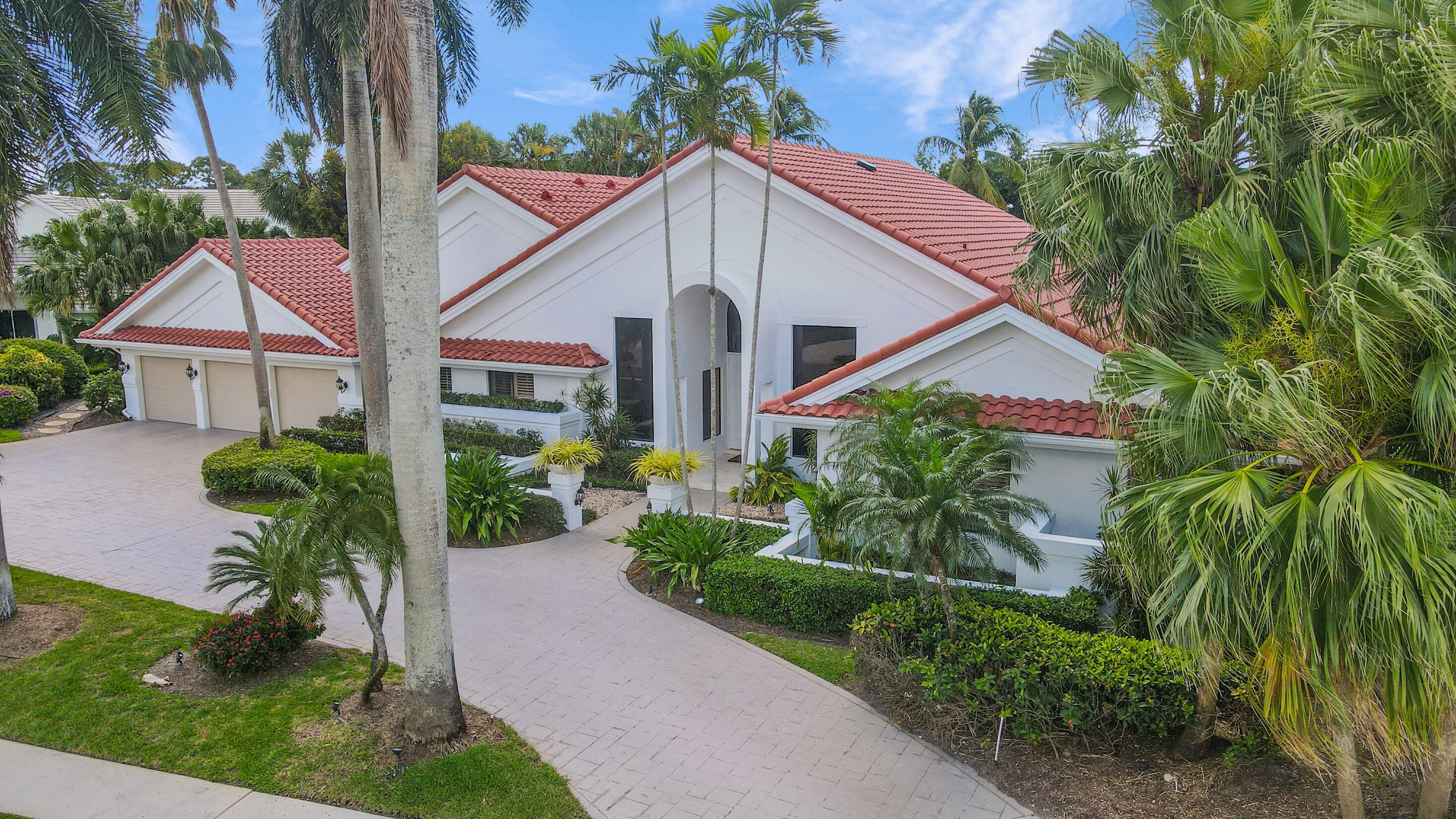 Property for Sale at 4335 Bocaire Boulevard, Boca Raton, Palm Beach County, Florida - Bedrooms: 4 
Bathrooms: 4.5  - $2,150,000