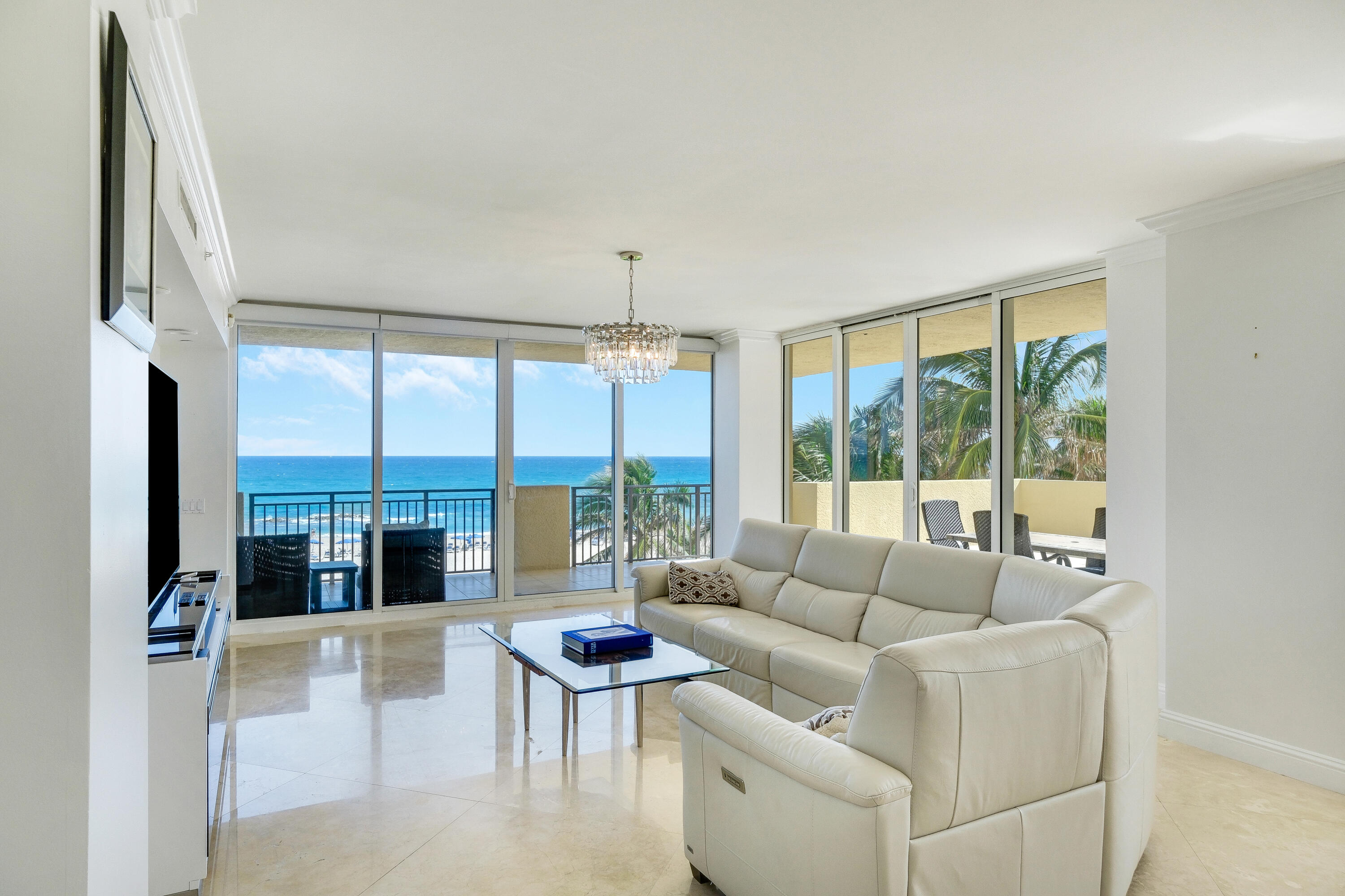 3800 N Ocean Drive 452, Singer Island, Palm Beach County, Florida - 4 Bedrooms  
4.5 Bathrooms - 