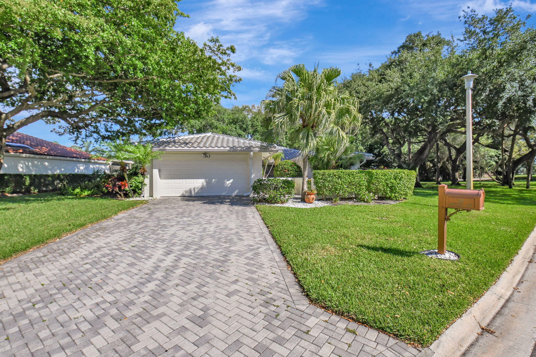 Property for Sale at 30 Hampshire Lane, Boynton Beach, Palm Beach County, Florida - Bedrooms: 3 
Bathrooms: 2.5  - $499,000