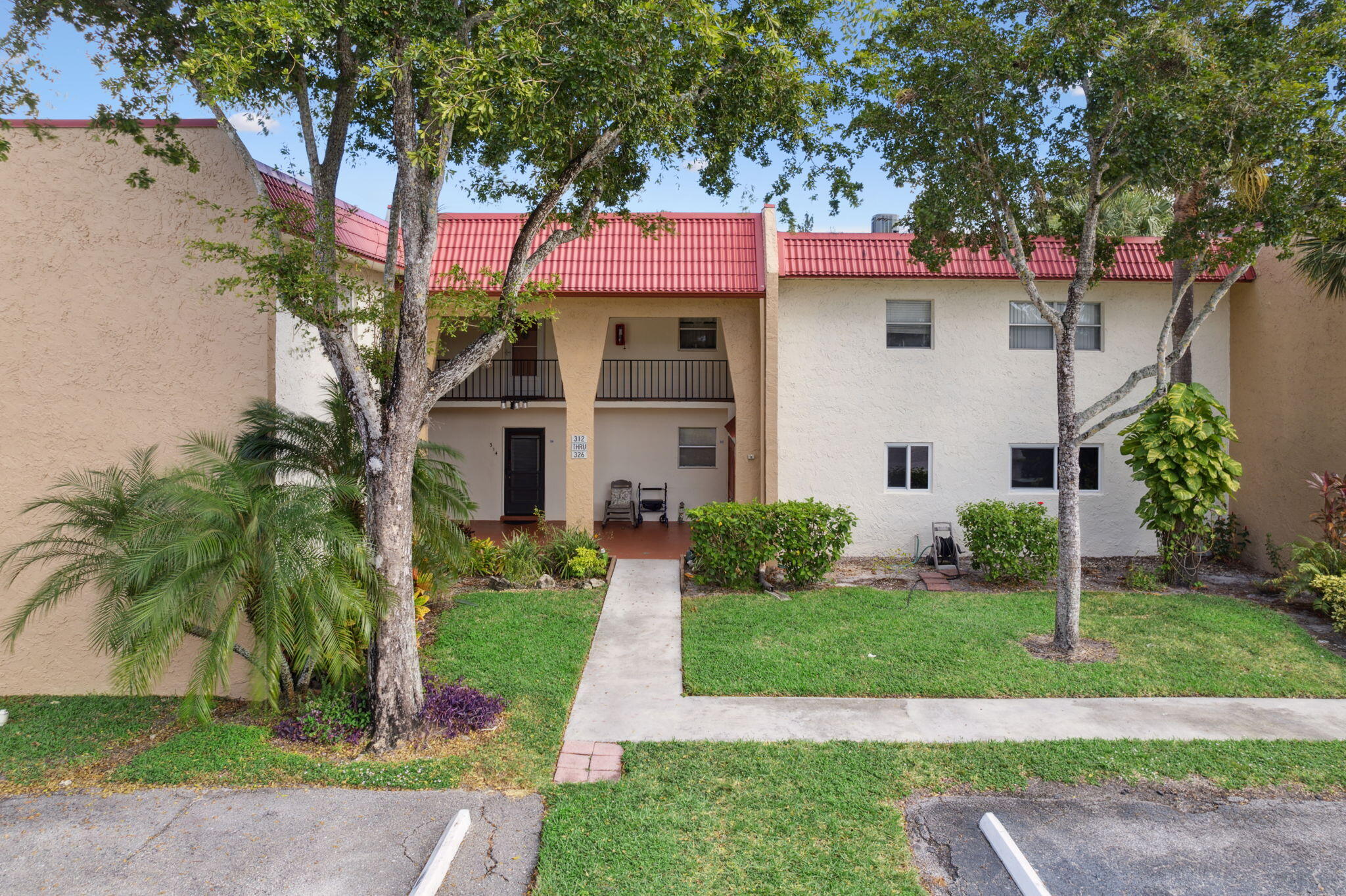 312 Lake Dora Drive, West Palm Beach, Palm Beach County, Florida - 2 Bedrooms  
2 Bathrooms - 