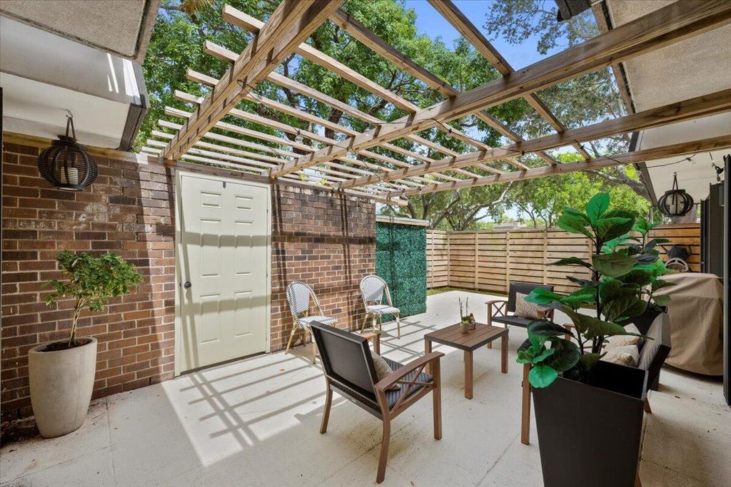 Photo of 406 4th Ter Terrace, Palm Beach Gardens, FL 33418 (MLS # RX-11101485)