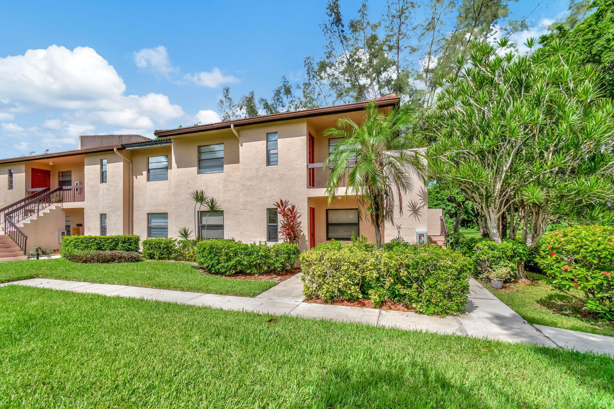 9282 Vista Del Lago G, Boca Raton, Palm Beach County, Florida - 2 Bedrooms  
2 Bathrooms - 