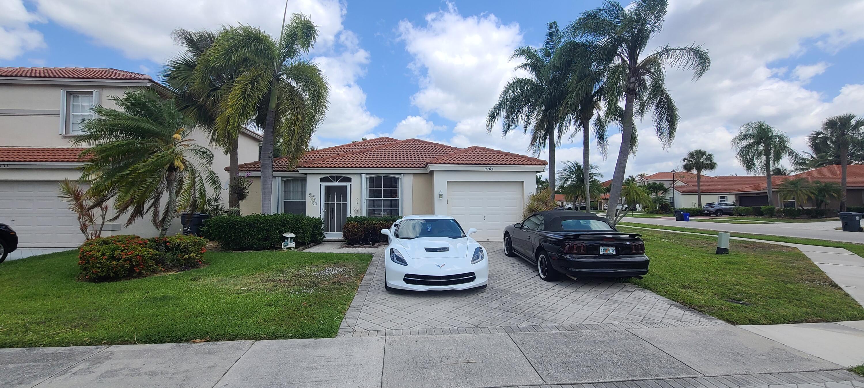 Property for Sale at 11705 Bay Breeze Court, Wellington, Palm Beach County, Florida - Bedrooms: 3 
Bathrooms: 2  - $479,900