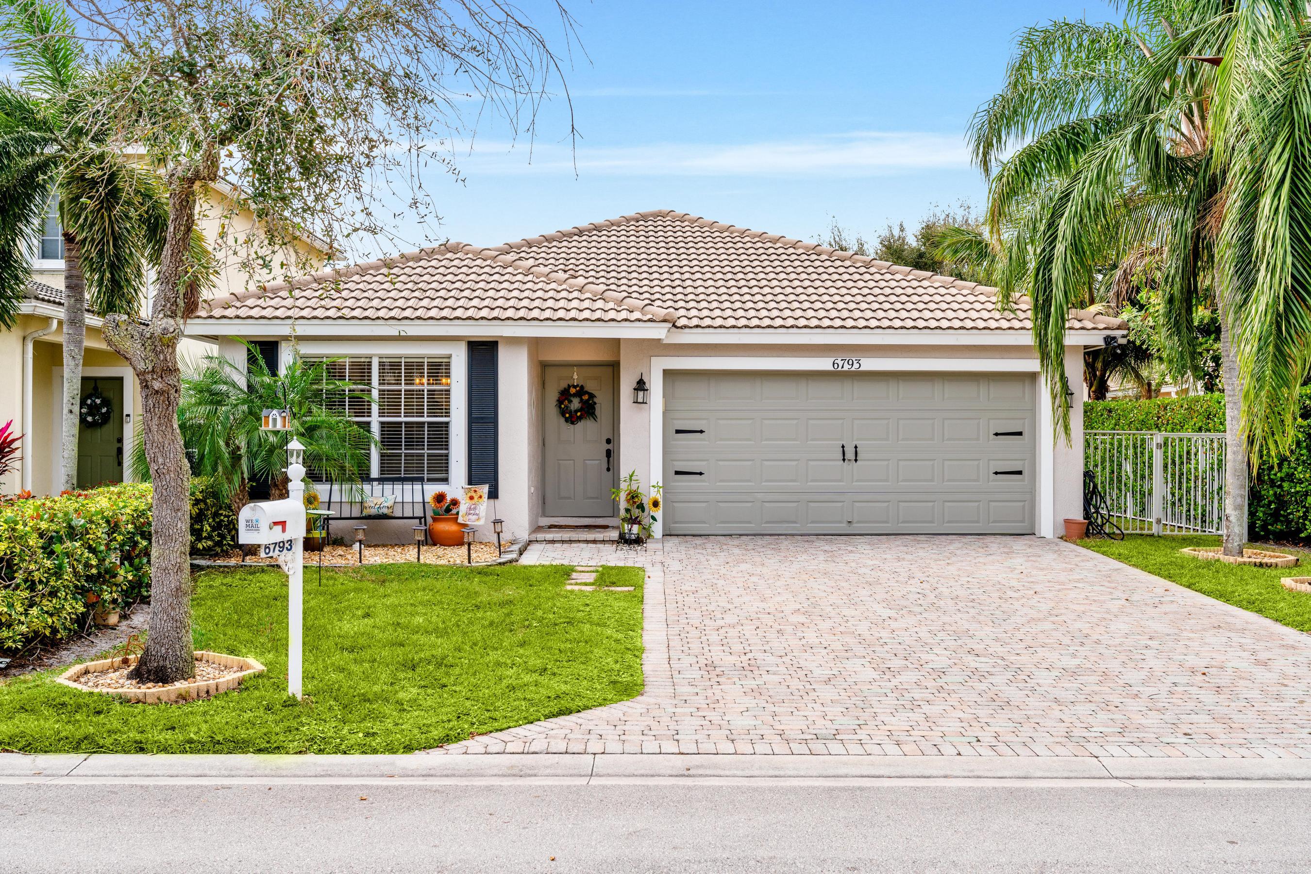 6793 Hendry Drive, Lake Worth, Palm Beach County, Florida - 4 Bedrooms  
2 Bathrooms - 