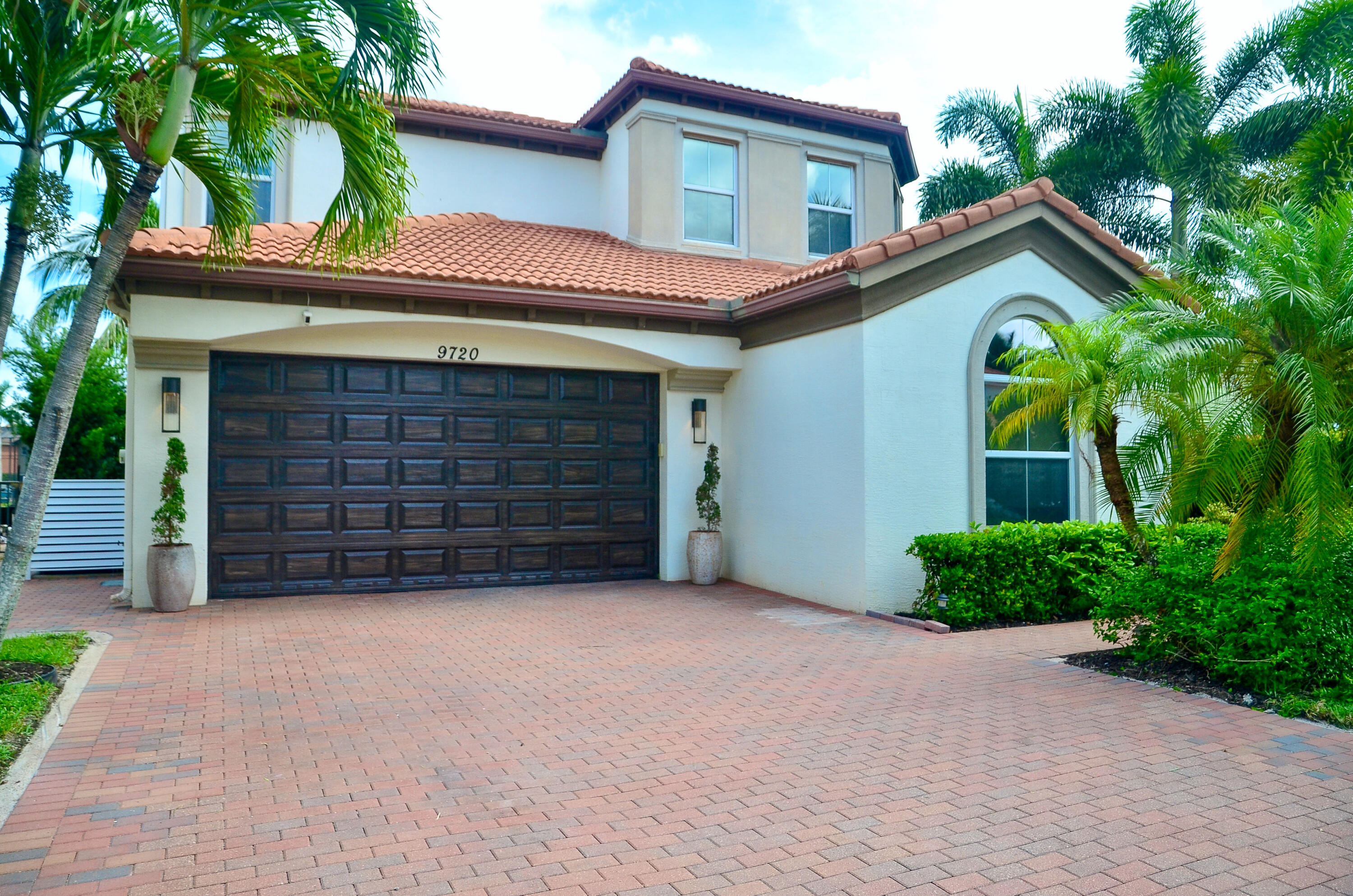 Photo 1 of 9720 Phipps Lane, Wellington, Florida, $1,200,000, Web #: 11009291