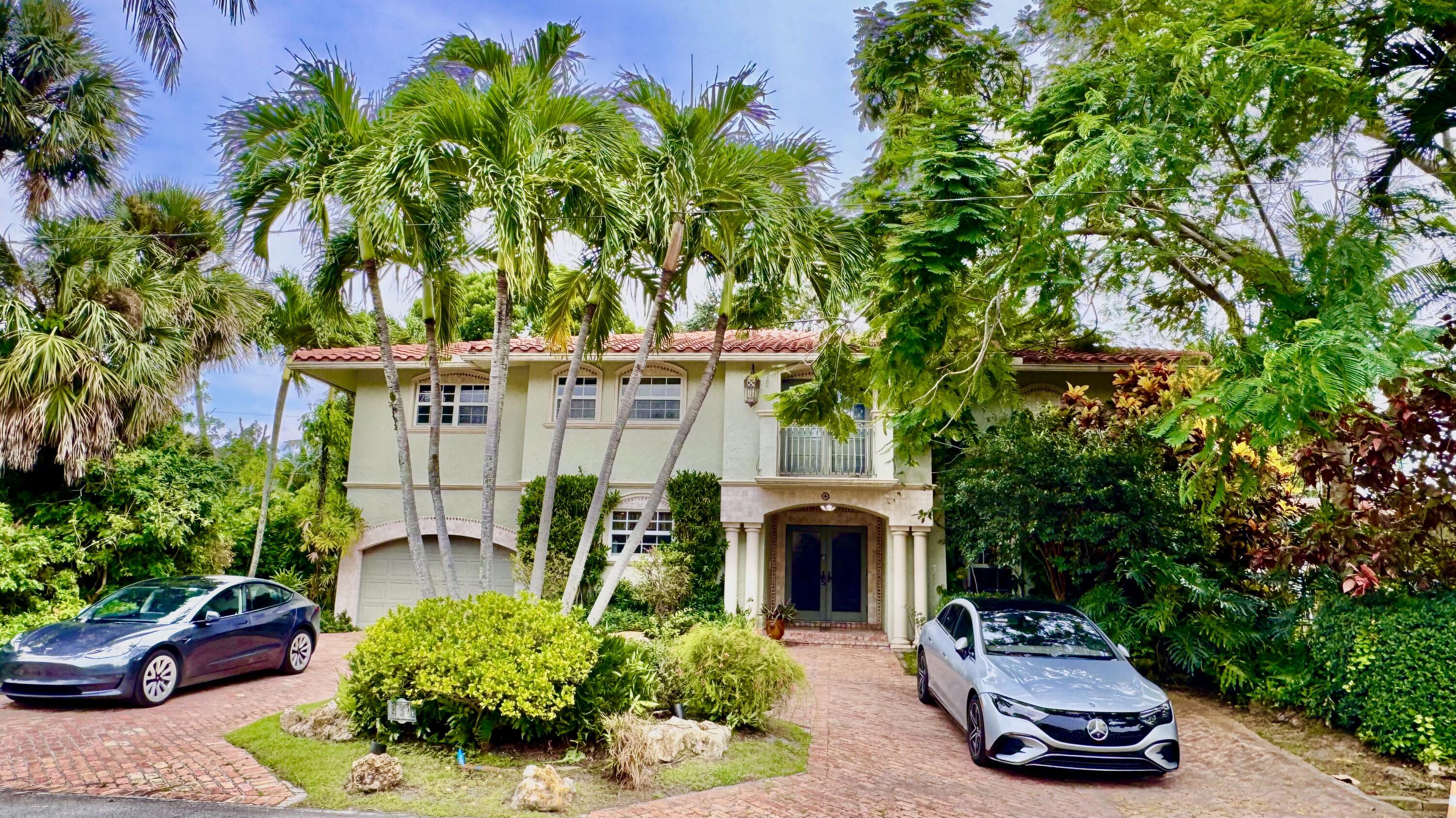 Property for Sale at 434 Nw 7th Avenue, Boca Raton, Palm Beach County, Florida - Bedrooms: 5 
Bathrooms: 5.5  - $3,700,000