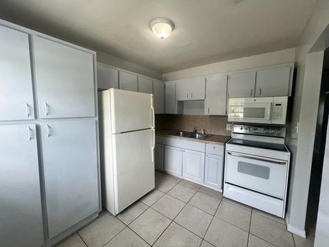 Photo of 3210 Louisiana Avenue #4, Fort Pierce, FL 34947 (MLS # RX-11119326)