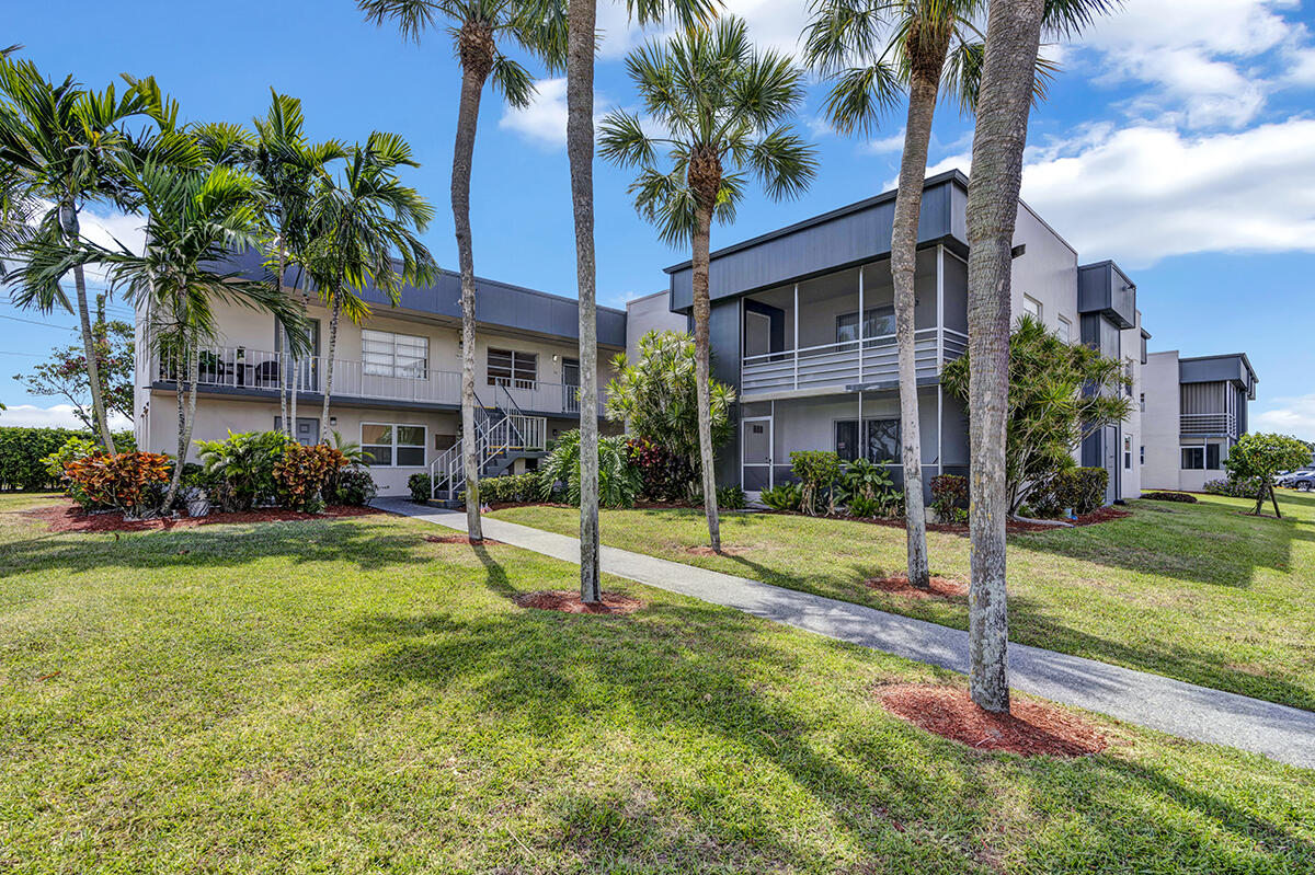 Property for Sale at 743 Burgundy P, Delray Beach, Palm Beach County, Florida - Bedrooms: 2 
Bathrooms: 2  - $119,000