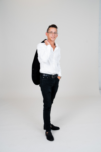 Agent Photo