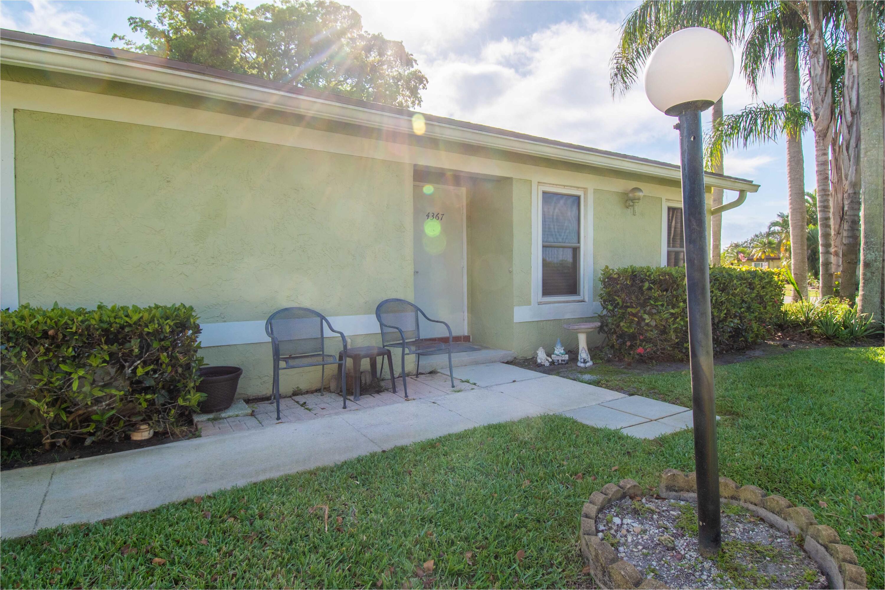 Property for Sale at 4367 Willow Brook Circle, West Palm Beach, Palm Beach County, Florida - Bedrooms: 2 
Bathrooms: 2  - $289,000