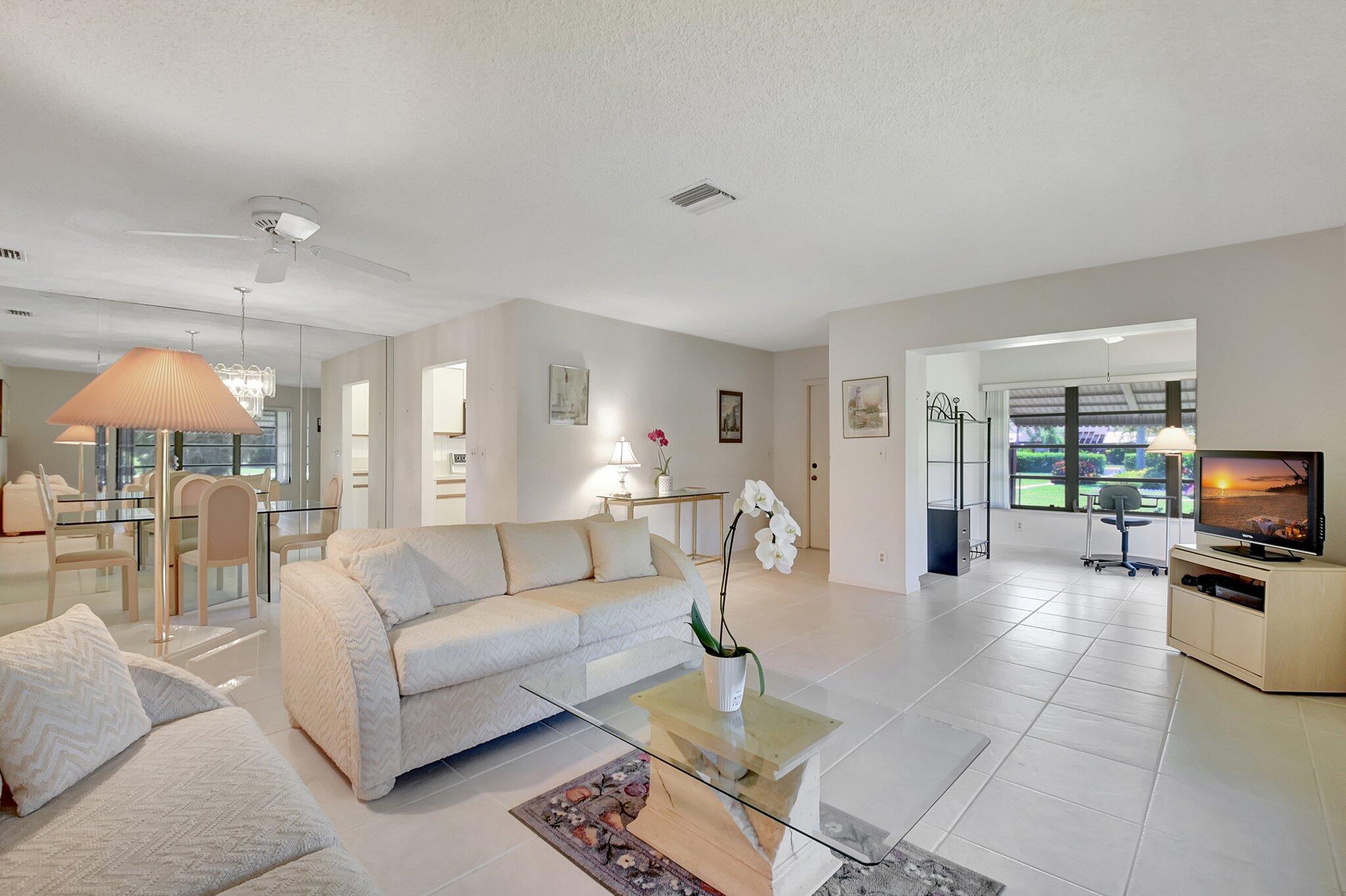 Property for Sale at 5091 Nesting Way A, Delray Beach, Palm Beach County, Florida - Bedrooms: 2 
Bathrooms: 2  - $213,000