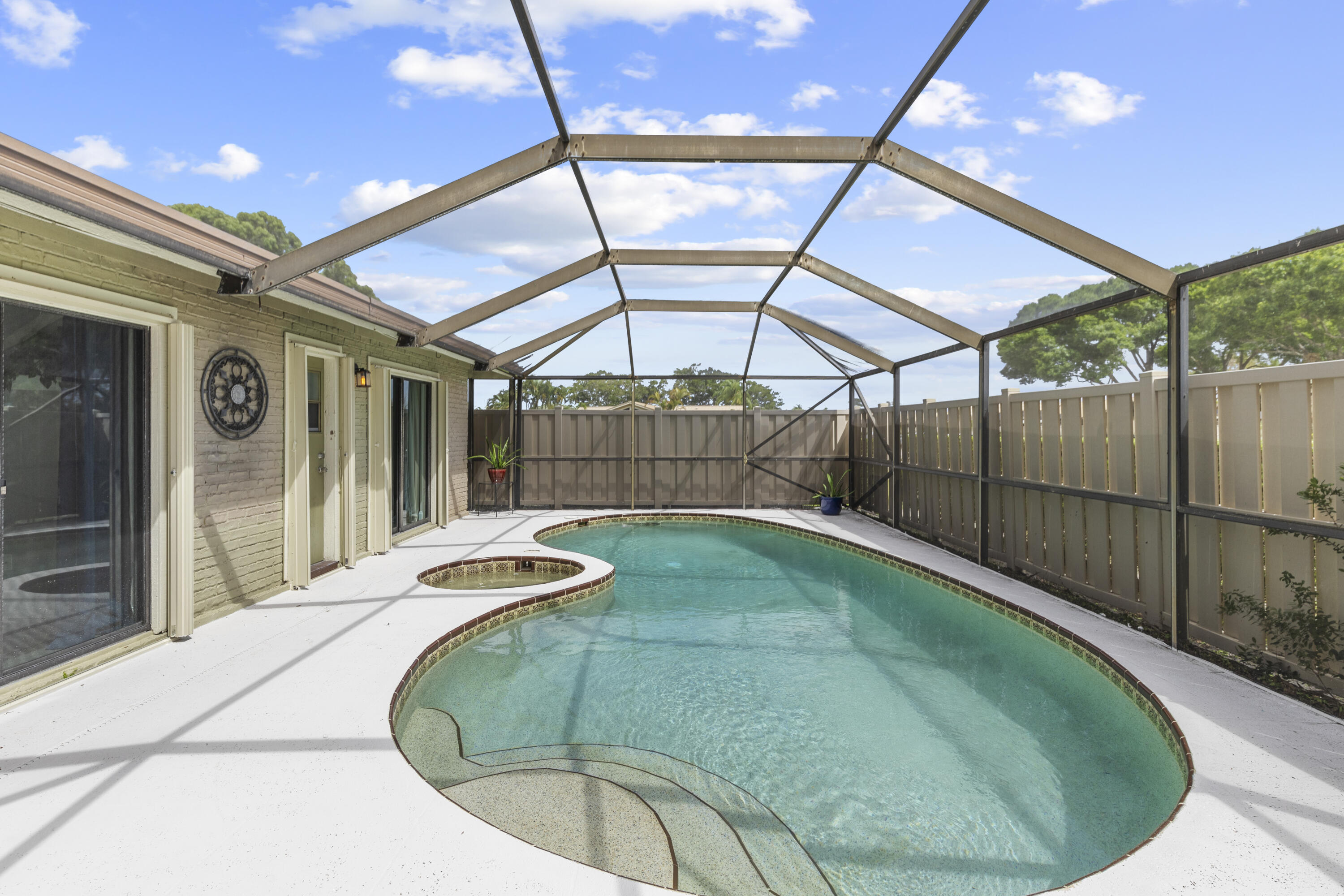 Property for Sale at 5652 Golden Eagle Circle, Palm Beach Gardens, Palm Beach County, Florida - Bedrooms: 3 
Bathrooms: 2  - $384,000