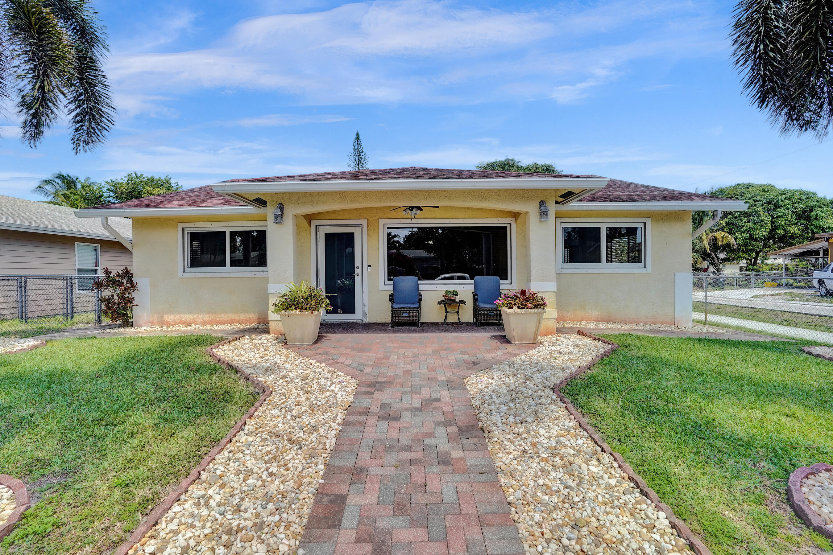 630 S E Street, Lake Worth Beach, Palm Beach County, Florida - 4 Bedrooms  
3 Bathrooms - 