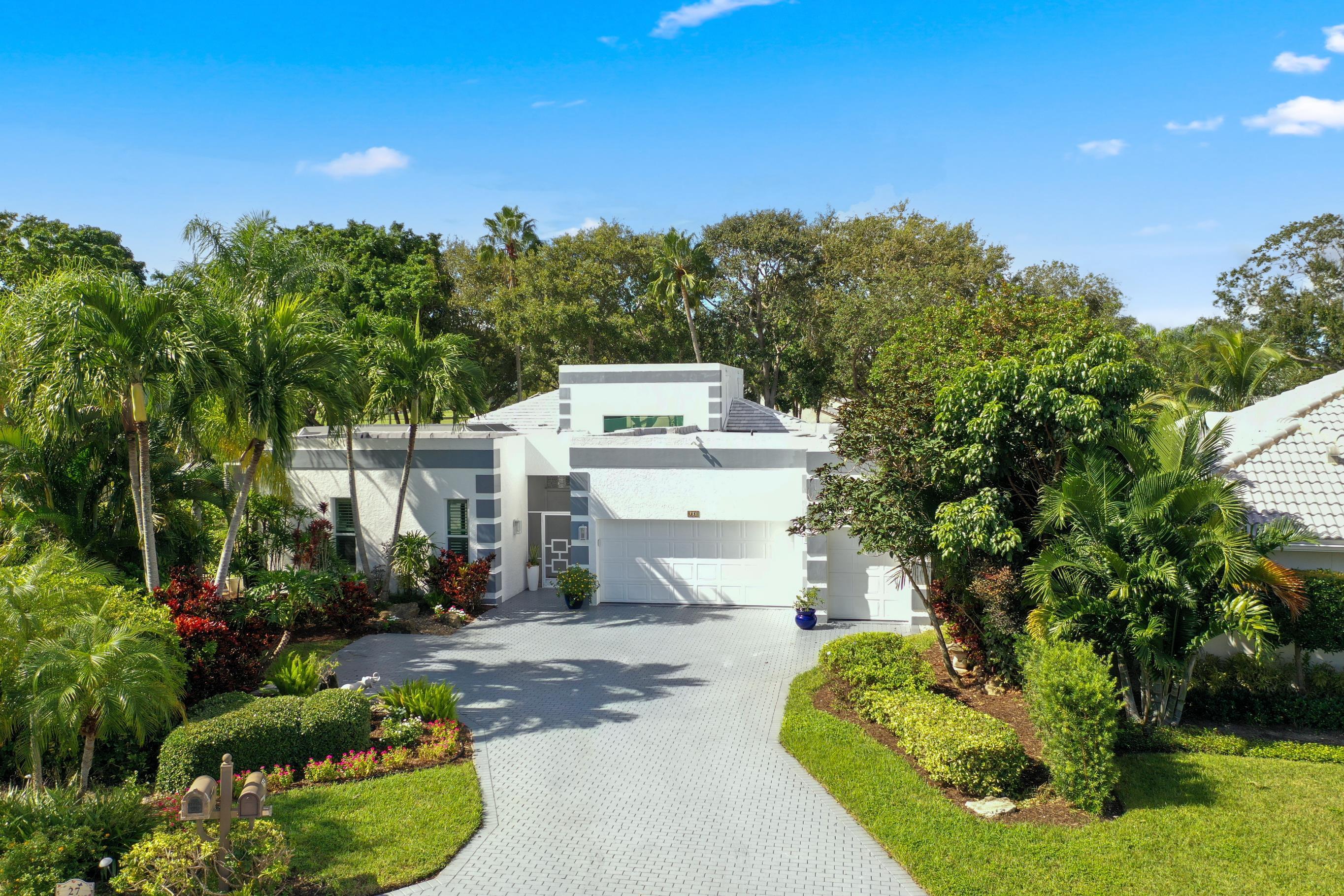 Property for Sale at 25 Sutton Drive, Boynton Beach, Palm Beach County, Florida - Bedrooms: 3 
Bathrooms: 3.5  - $1,295,000