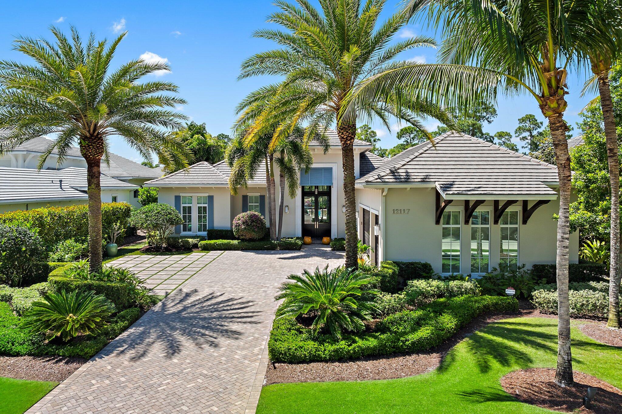 Photo 1 of 12117 Plantation Way, Palm Beach Gardens, Florida, $6,495,000, Web #: 10985069