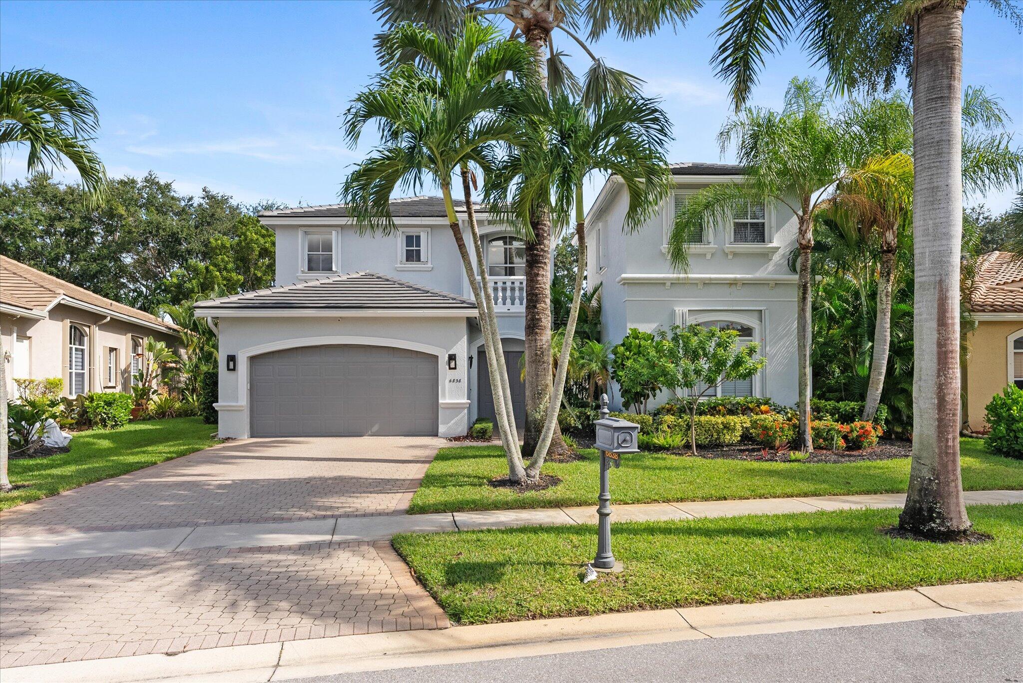 6838 Houlton Circle, Lake Worth, Palm Beach County, Florida - 6 Bedrooms  
4 Bathrooms - 