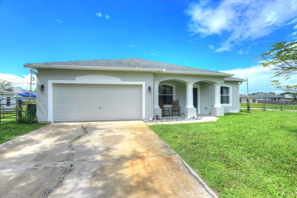 Photo of 8475 101st Court, Vero Beach, FL 32967 (MLS # RX-11128454)