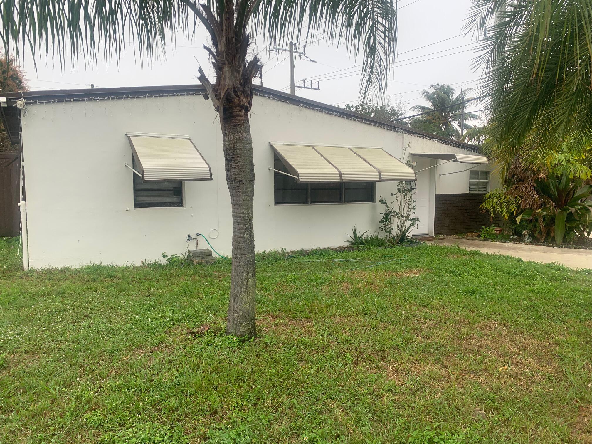 Property for Sale at 2931 French Avenue, Lake Worth, Palm Beach County, Florida - Bedrooms: 4 
Bathrooms: 2  - $439,000