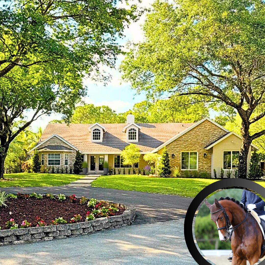 17225 Mare Lane, Loxahatchee, Palm Beach County, Florida - 4 Bedrooms  
2.5 Bathrooms - 