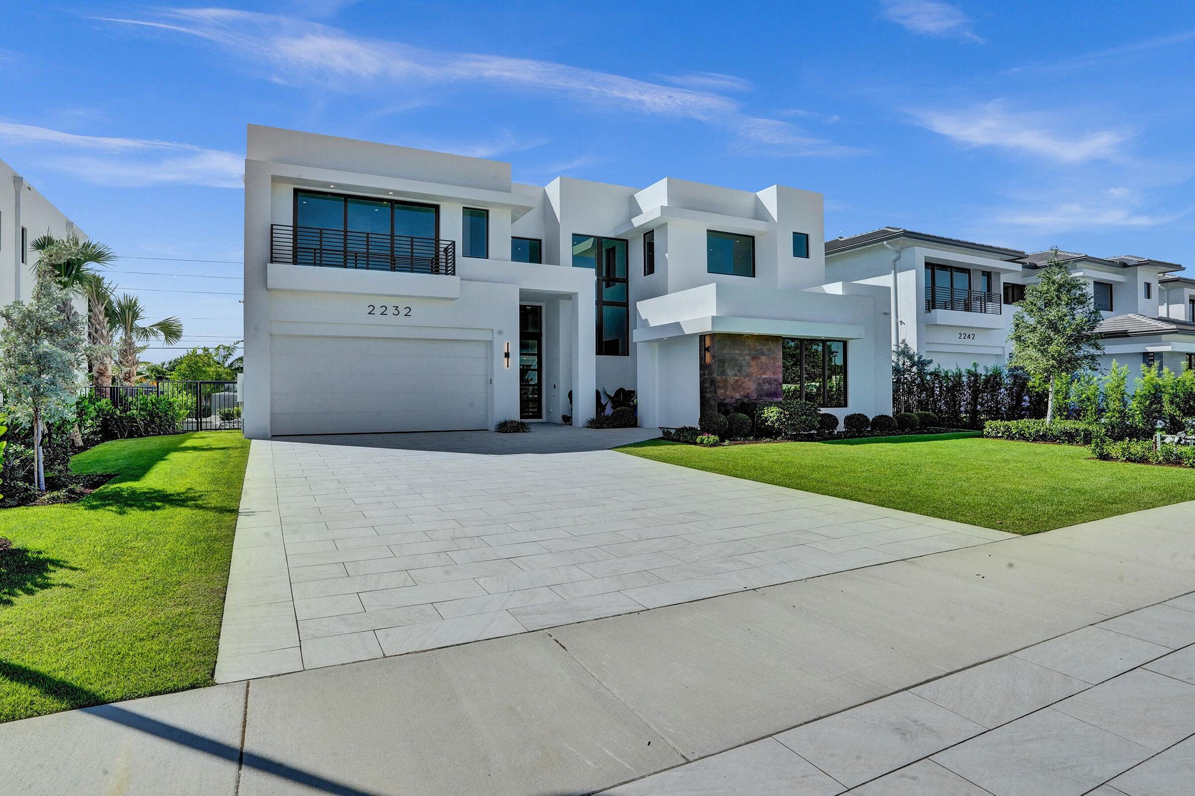 2232 Delray Ridge Lane, Delray Beach, Palm Beach County, Florida - 5 Bedrooms  
5.5 Bathrooms - 