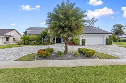 Photo of 10718 Boca Woods Lane, Boca Raton, FL 33428 (MLS # RX-11107757)