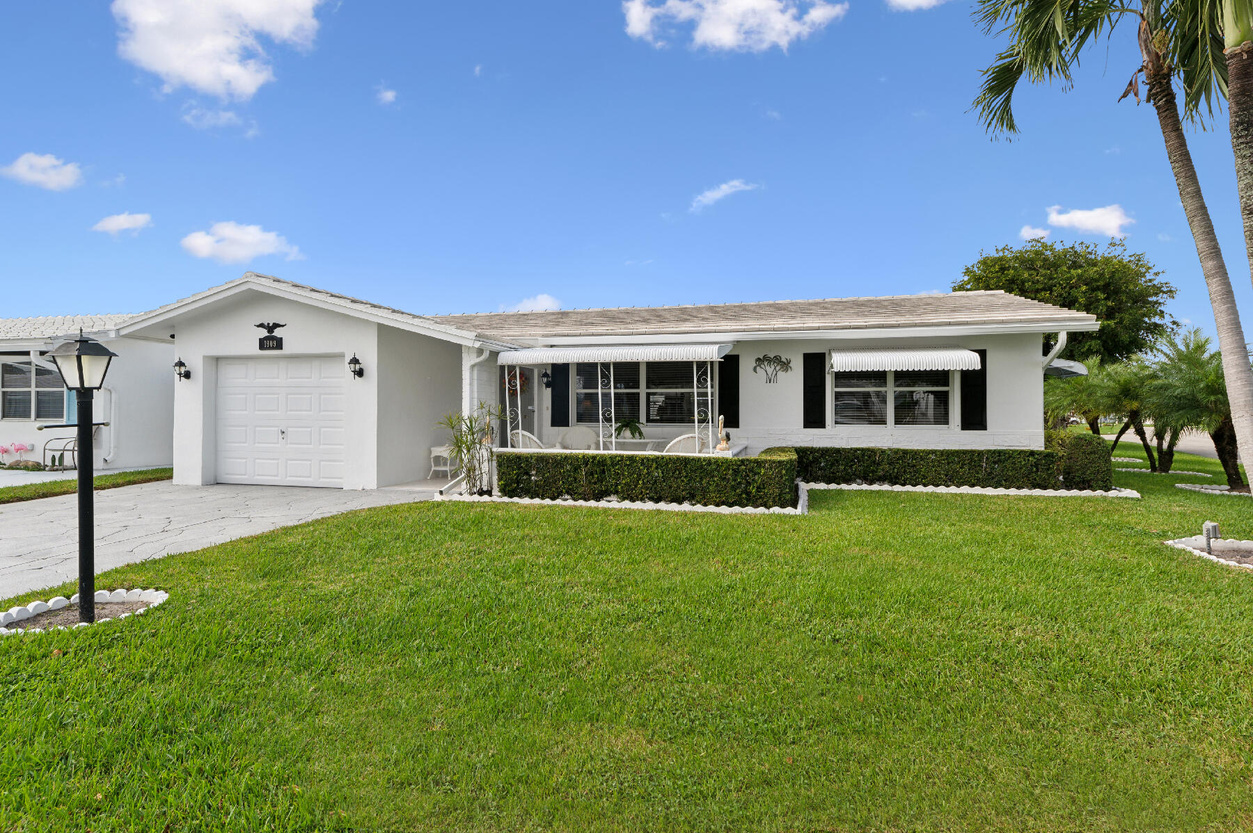 Property for Sale at 1909 Sw 19th Street, Boynton Beach, Palm Beach County, Florida - Bedrooms: 2 
Bathrooms: 2  - $349,000