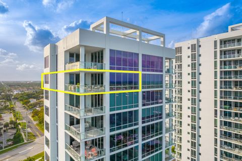 Photo of 3 Water Club Way #1802, North Palm Beach, FL 33408 (MLS # RX-11048407)