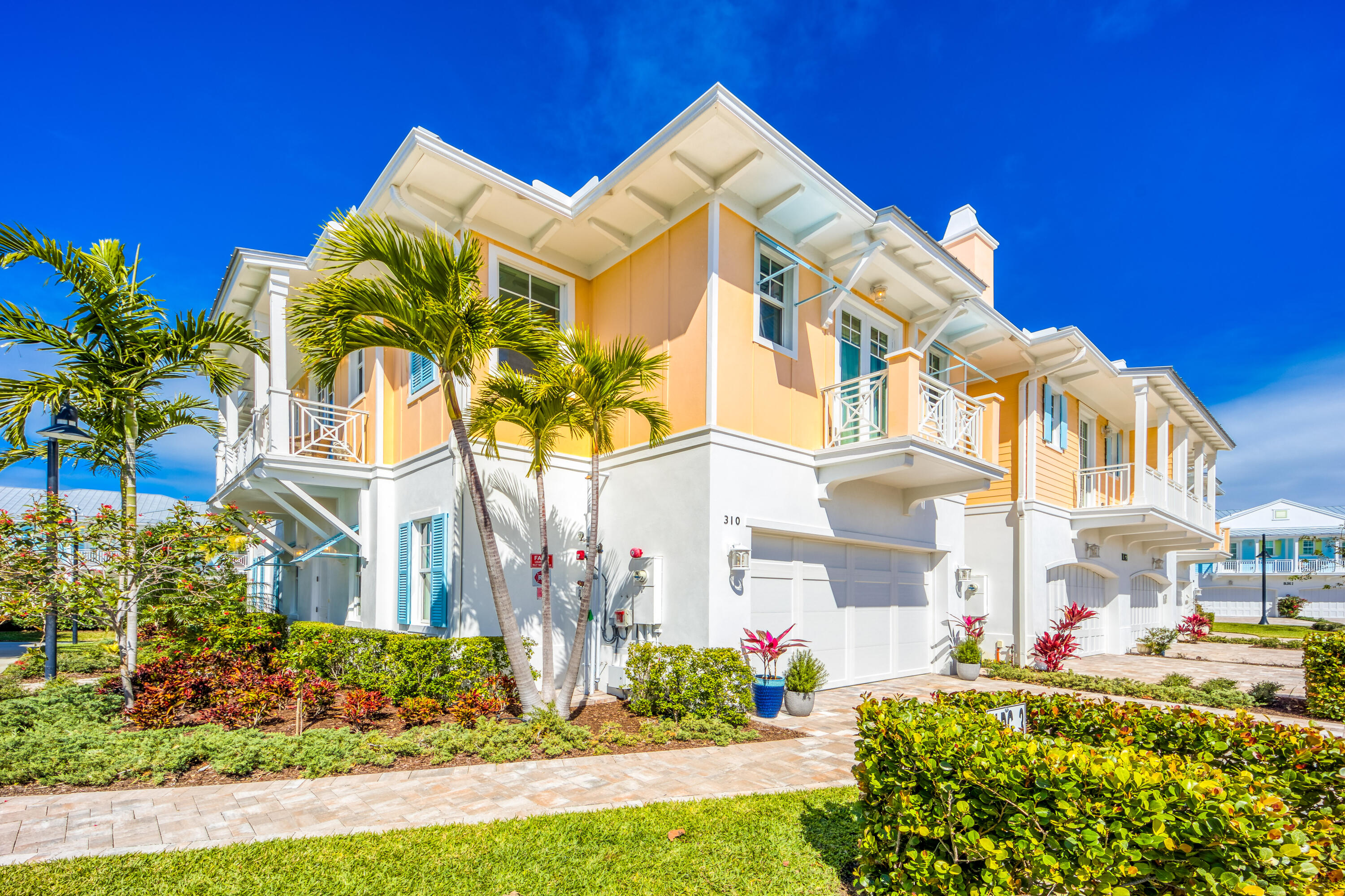 Property for Sale at 310 Inlet Waters Circle, Jupiter, Palm Beach County, Florida - Bedrooms: 3 
Bathrooms: 2.5  - $1,850,000