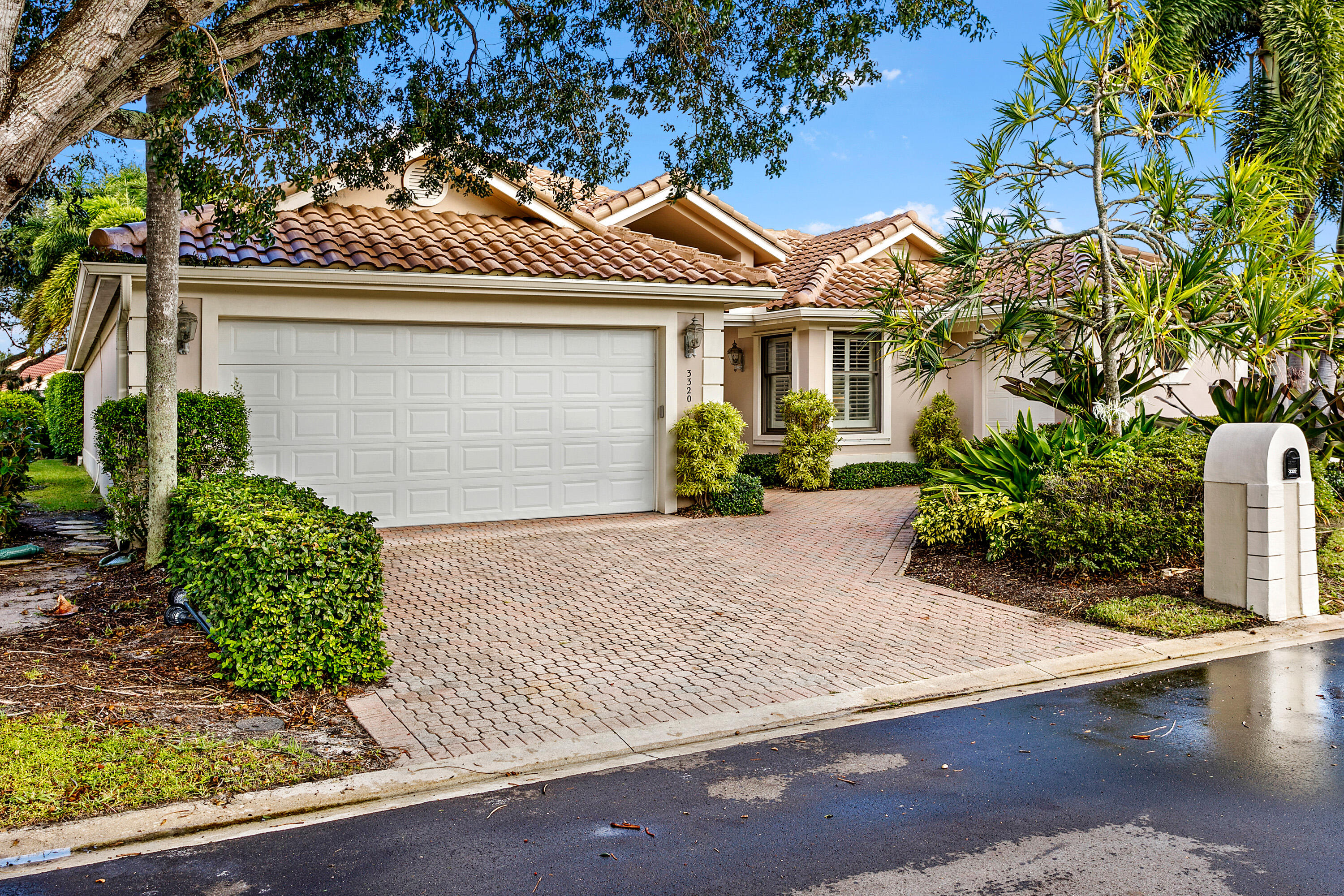 3320 Southern Cay Drive Drive, Jupiter, Palm Beach County, Florida - 3 Bedrooms  
3 Bathrooms - 