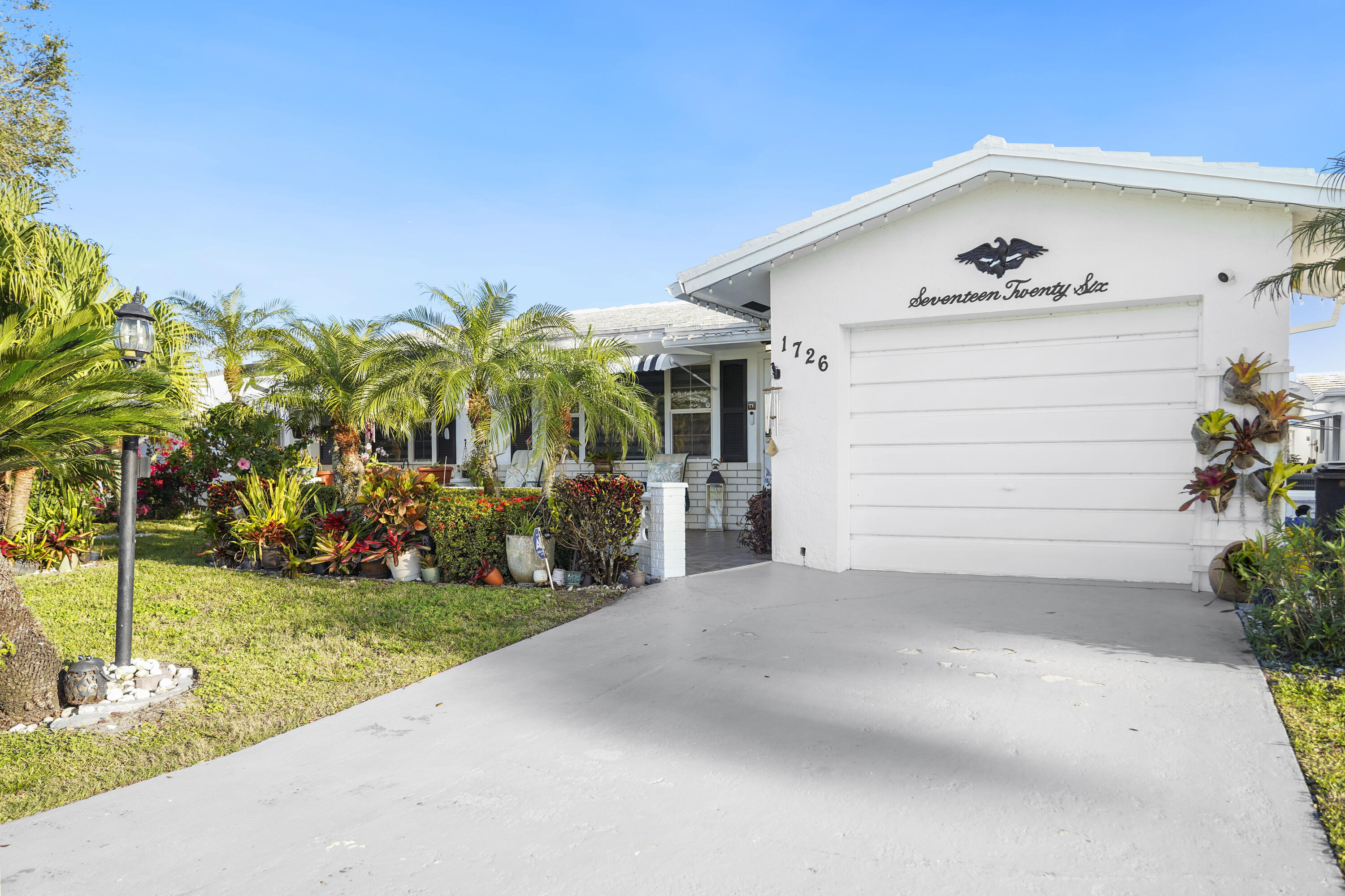 Property for Sale at 1726 Sw 19th Drive, Boynton Beach, Palm Beach County, Florida - Bedrooms: 2 
Bathrooms: 2  - $369,000