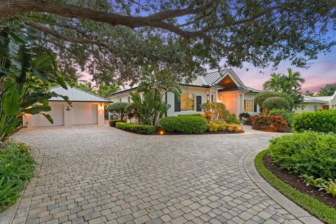 Photo of 324 SE Martin Avenue, Stuart, FL 34996 (MLS # RX-11119621)