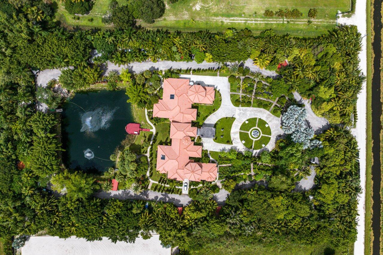 Property for Sale at 12198 40th Street, Wellington, Palm Beach County, Florida - Bedrooms: 9 
Bathrooms: 8.5  - $15,900,000