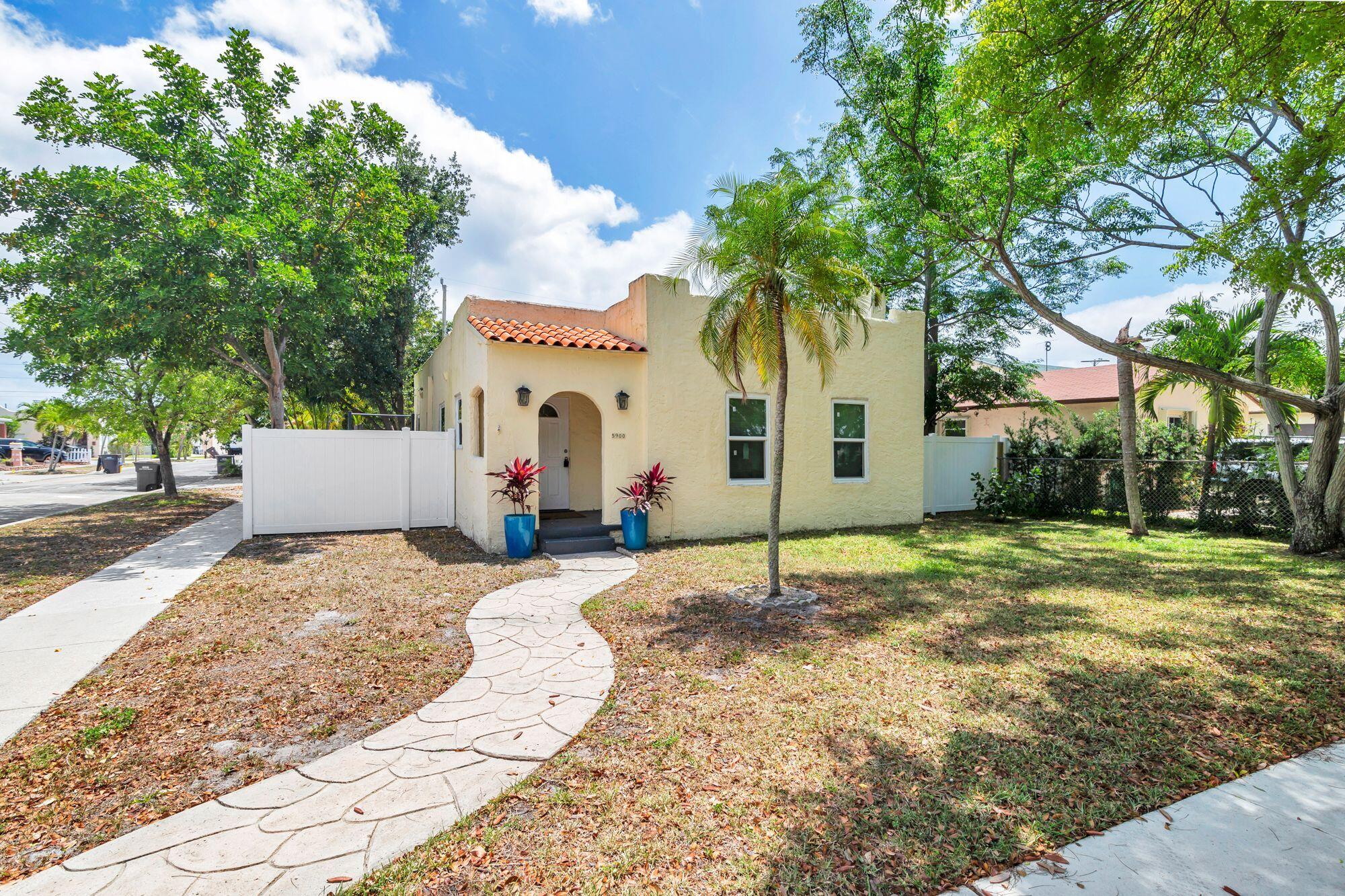 5900 Garden Avenue, West Palm Beach, Palm Beach County, Florida - 4 Bedrooms  
2 Bathrooms - 