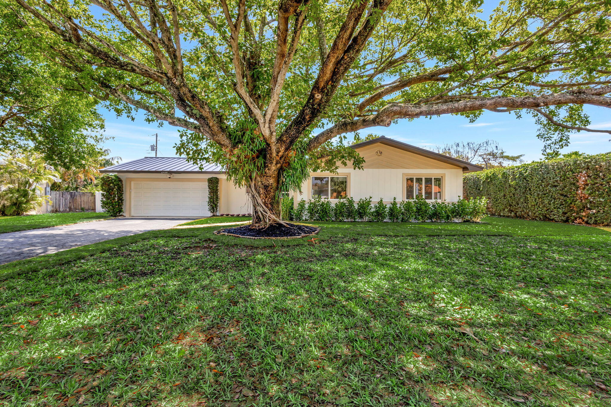 2410 Sw 1st Street, Boynton Beach, Palm Beach County, Florida - 3 Bedrooms  
3 Bathrooms - 