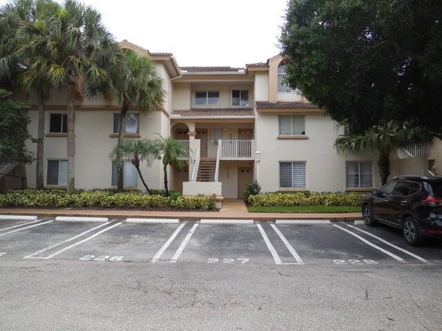 18305 Glenmoor Drive, West Palm Beach, Palm Beach County, Florida - 1 Bedrooms  
1 Bathrooms - 