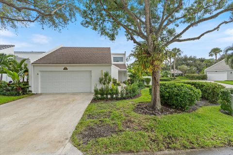 Photo of 17060 Traverse Circle, Jupiter, FL 33477 (MLS # RX-11126076)
